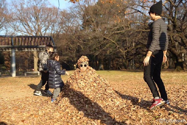 孙俪等等小花“堆雪人”,邓超安静当“模特” 孙俪等等小花“堆雪人”,邓超安静当“模特”